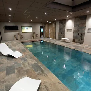  Couette-café Caracalla Prive - D'hotes Avec Piscine, Jaccuzi Et Hammam Privatifs France